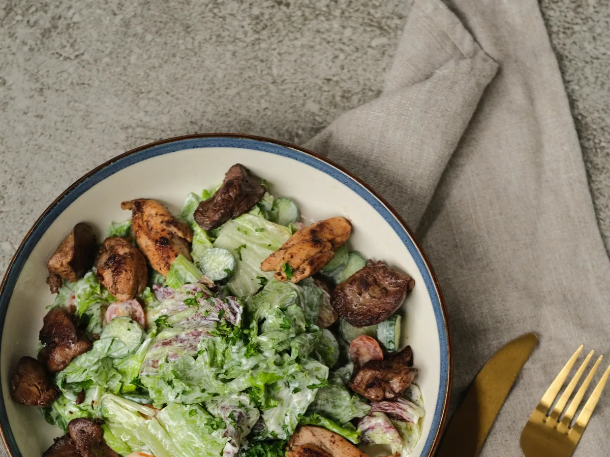 Green Salad with Chicken & Liver